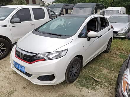 飞度 2018款 1.5L CVT舒适天窗版