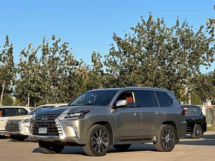 雷克萨斯LX 2022款 5.7L 美规版