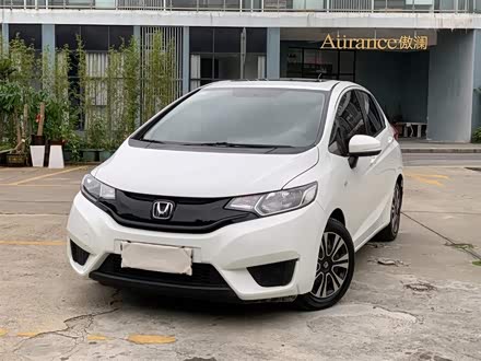 飞度 2016款 1.5L LXS CVT舒适天窗版