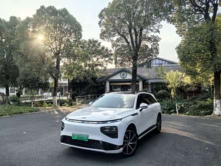 小鹏G9 2022款 650 性能版Max