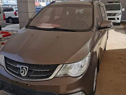 宝骏730 2014款 1.5L 手动舒适型 7座