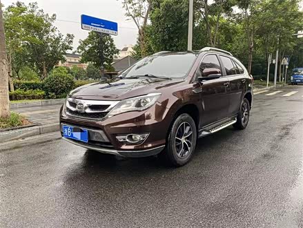 比亚迪S7 2015款 1.5T 升级版 手动尊贵型