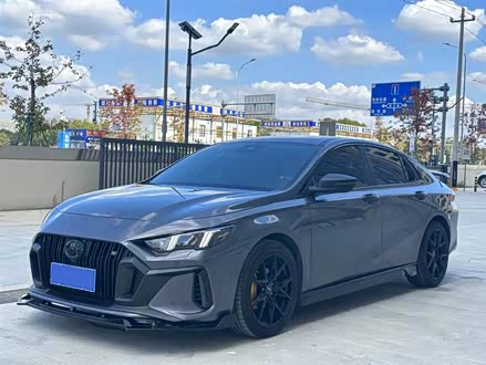 影豹 2023款 270T DCT J15版
