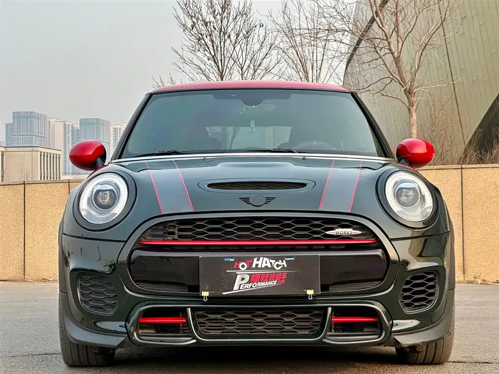 MINI JCW