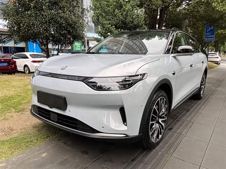 零跑C11 2021款 尊享版