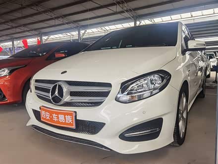 奔驰B级 2017款 B 200 动感型