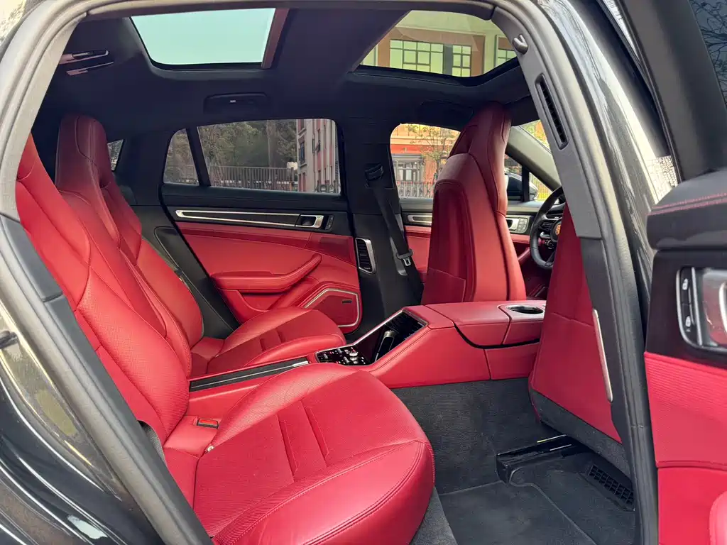 PORSCHE PANAMERA NEW ENERGY