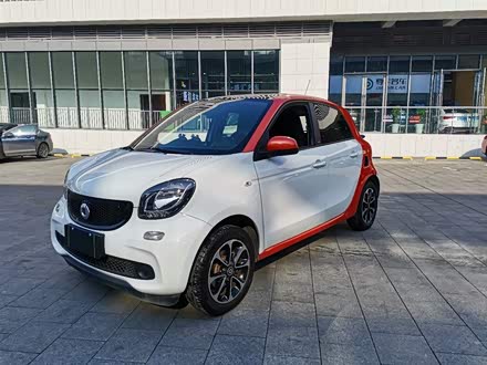 smart forfour 2016款 1.0L 52千瓦激情版