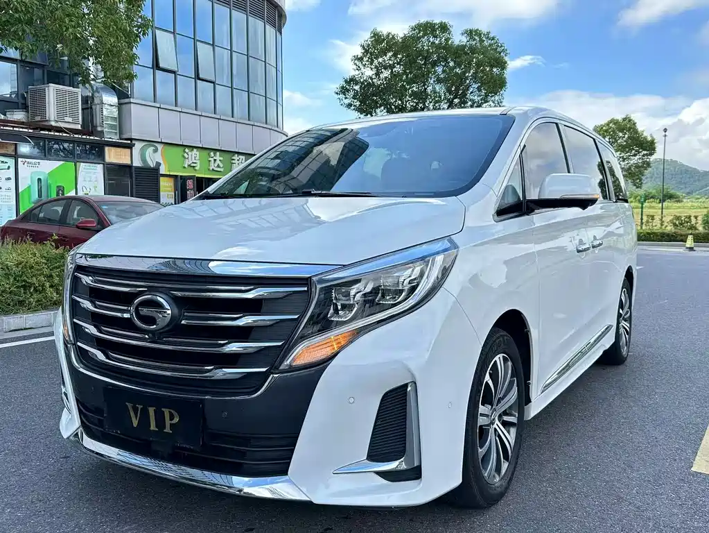 GAC TRUMPCHI M8