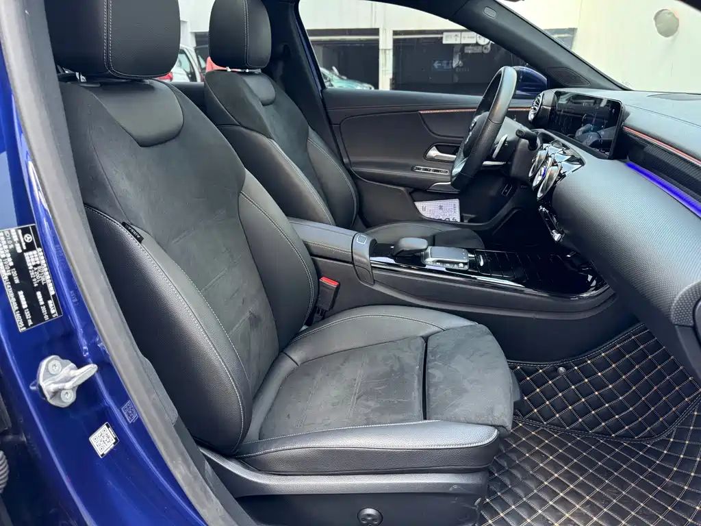 MERCEDES-BENZ A CLASS