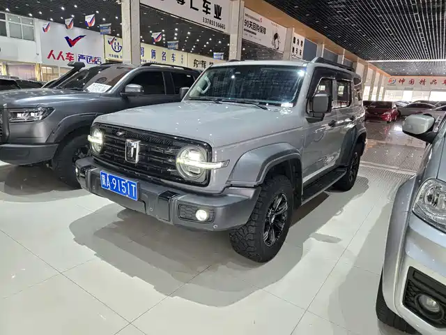 TANK TANK 300 2022
