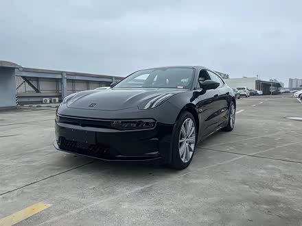 极氪001 2022款 长续航双电机 WE版