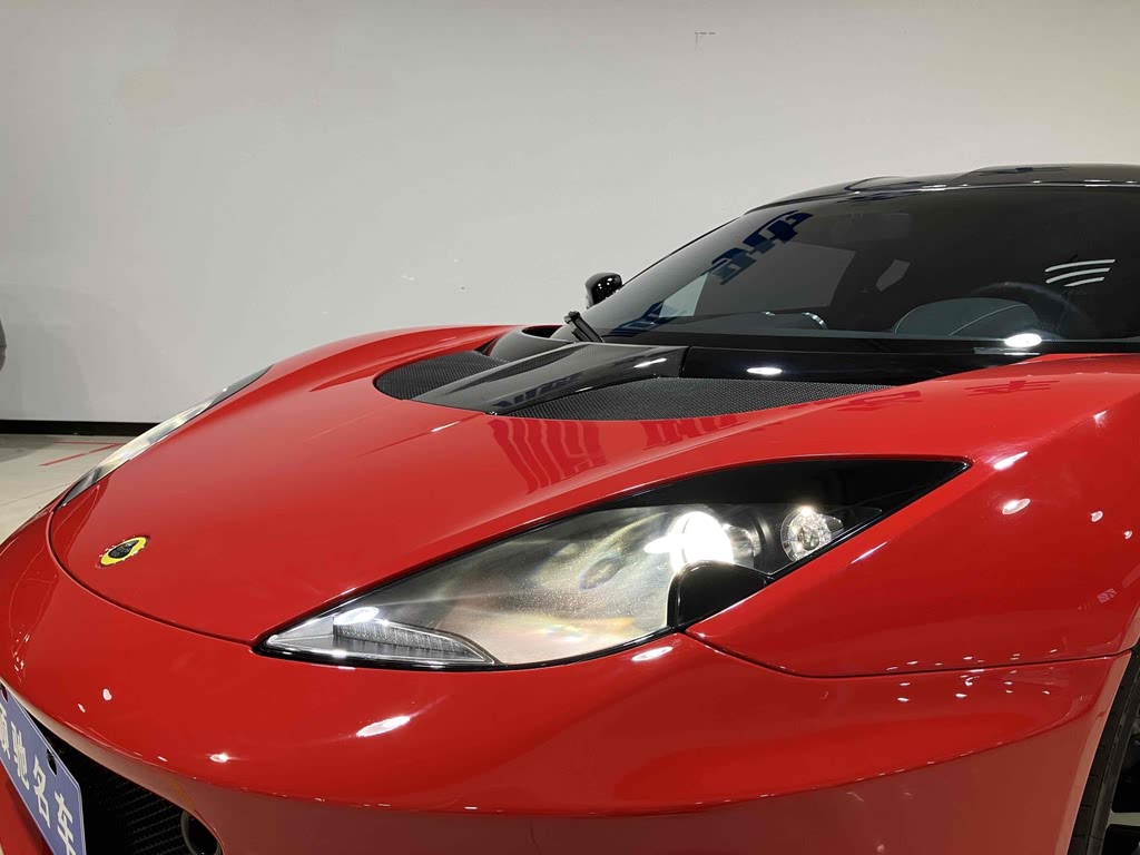 LOTUS SPORTS CAR EVORA