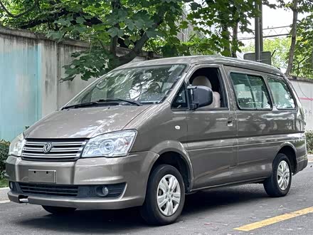 菱智 2017款 V3 1.5L 5座特惠版