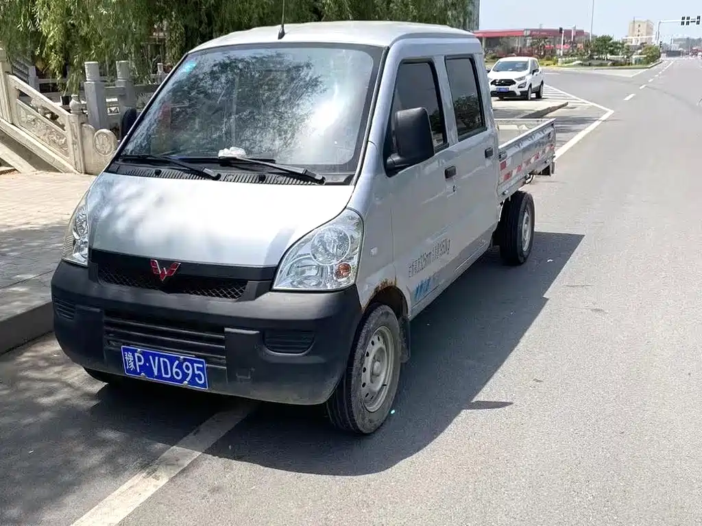 WULING AUTOMOBILE WULING RONGGUANG SMALL CARD