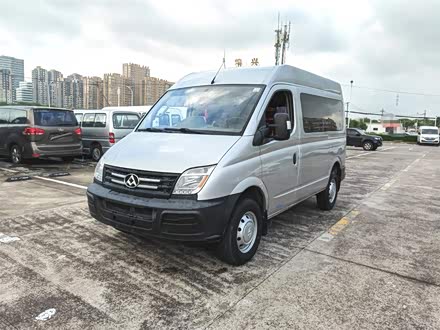 上汽大通MAXUS V80 2015款 2.5T 手动商杰版短轴中顶