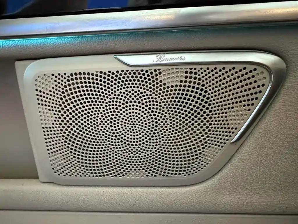 MERCEDES-BENZ V CLASS