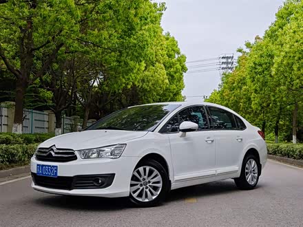 世嘉 2012款 三厢 1.6L 自动品尚型
