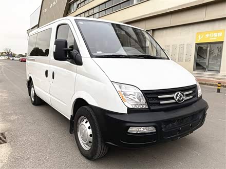 上汽大通MAXUS V80 2019款 2.5T经典款6挡手动傲运通短轴超低顶5/6座