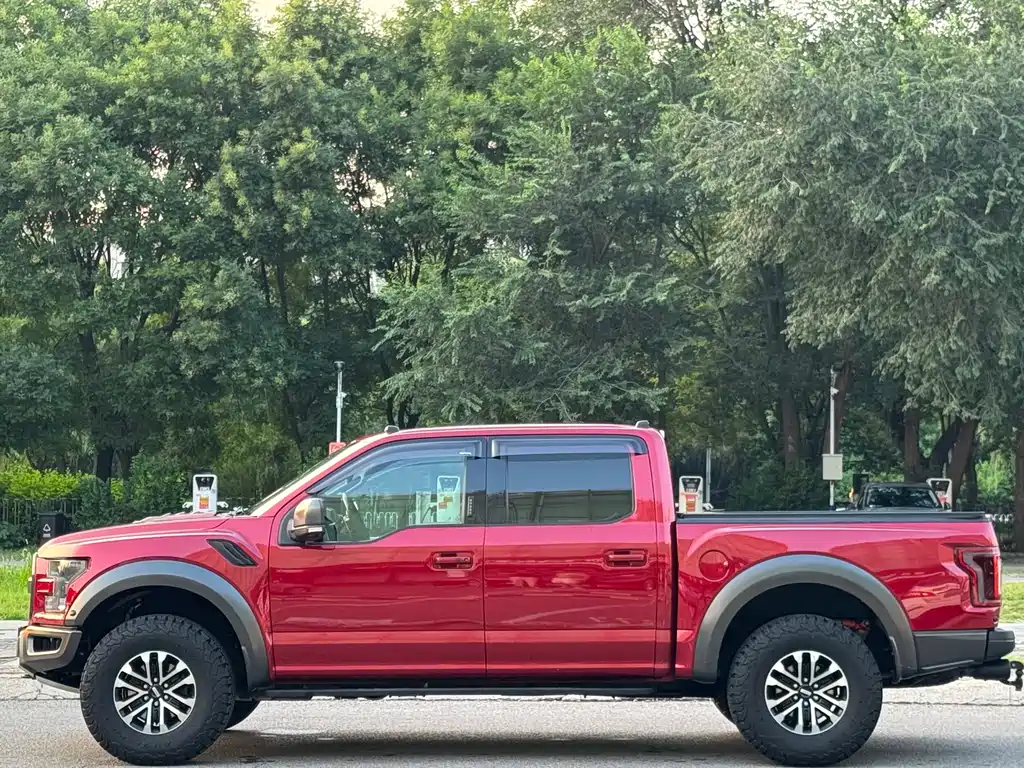 FORD F 150 RAPTOR