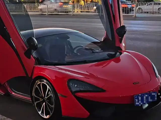 MCLAREN  540C 2018