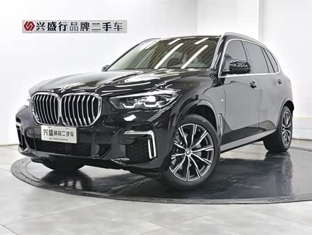 宝马X5 2022款 改款 xDrive 30Li M运动套装