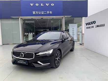 沃尔沃S60 2020款 T4 智逸豪华版