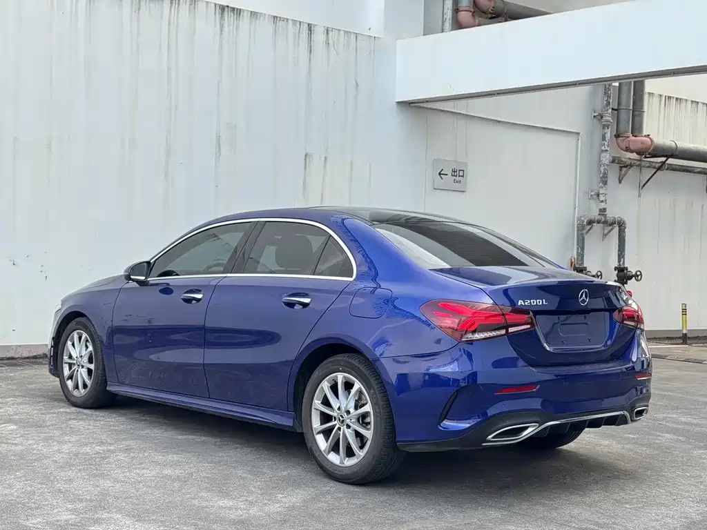 MERCEDES-BENZ A CLASS