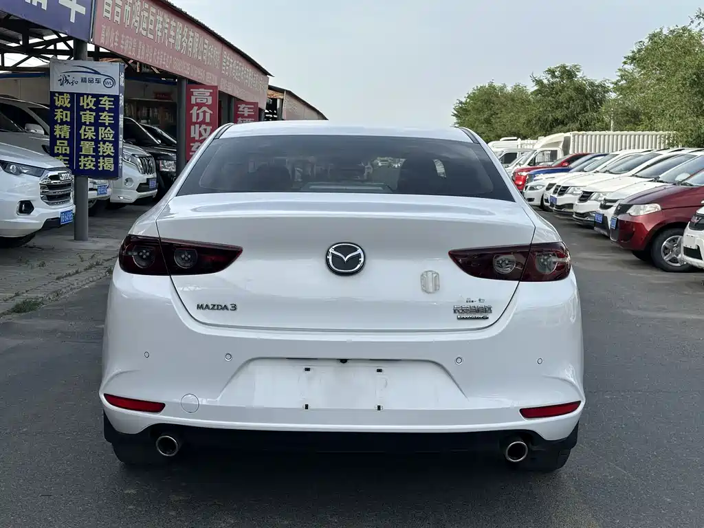 MAZDA 3 ANGKESAILA