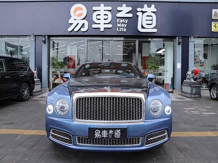 慕尚 2017款 6.8T 长轴距版