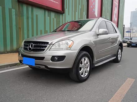 奔驰M级 2006款 ML 350 尊贵型