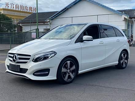 奔驰B级 2015款 B 200 动感型