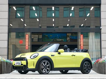 MINI 2022款 2.0T COOPER S CABRIO 艺术家