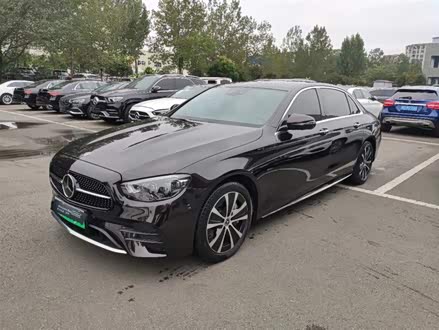 奔驰E级新能源 2022款 E 350 e L 插电式混合动力运动轿车