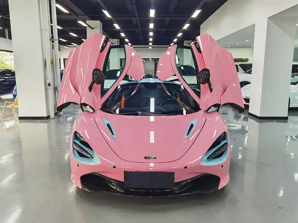 MCLAREN  720S