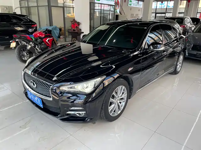 INFINITI  Q50L 2017