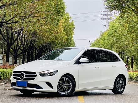 奔驰B级 2020款 B 200 动感型