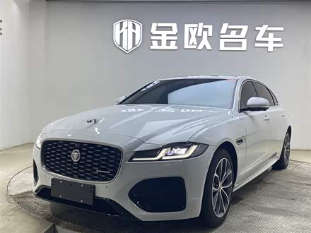 捷豹XFL 2022款 XFL 2.0T P250 两驱精英运动版