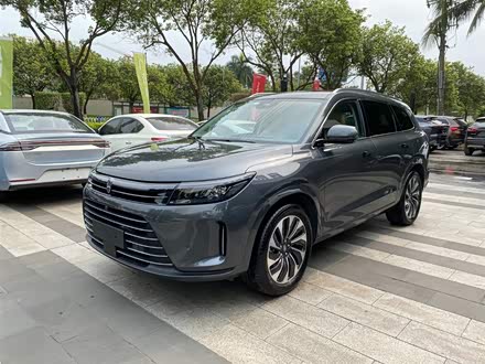 问界M7 2022款 1.5T 增程式 两驱舒适版