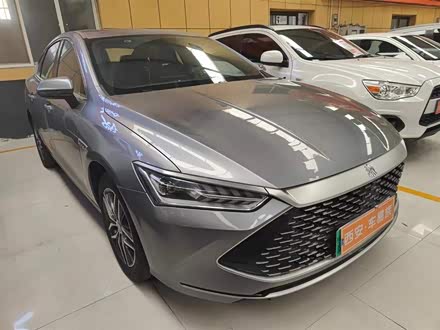 秦PLUS 2021款 DM-i 55KM 尊贵型