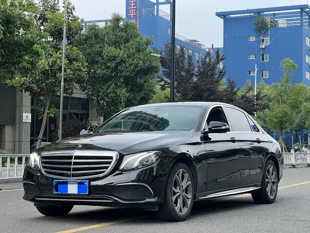 MERCEDES-BENZ  E CLASS 2020