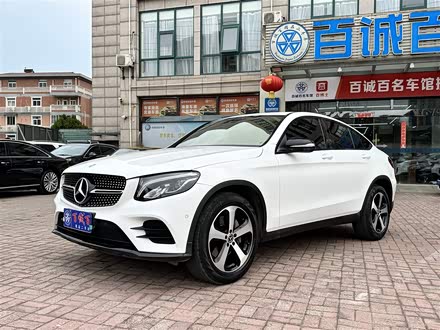 奔驰GLC轿跑 2019款 GLC 200 4MATIC 轿跑SUV