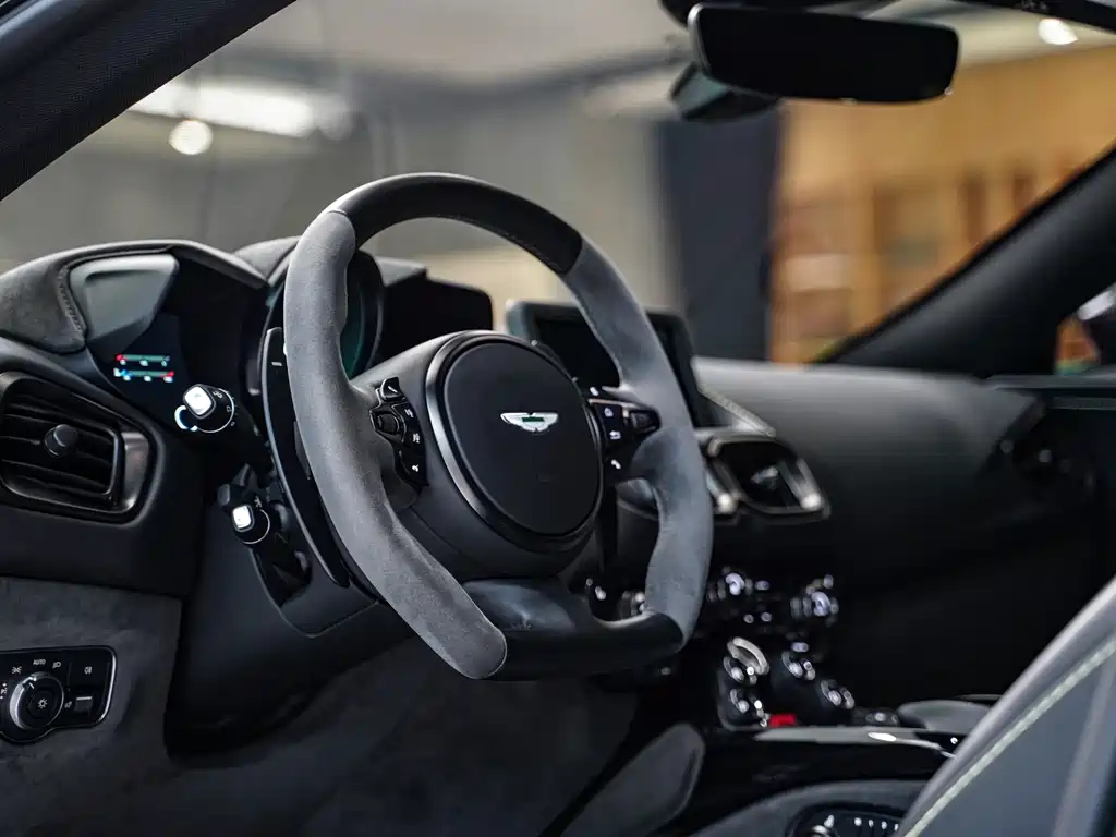 Aston Martin V8 Vantage 2022 4.0T V8 F1 Edition Coupe