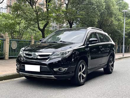 比亚迪S7 2015款 2.0T 升级版 自动尊贵型