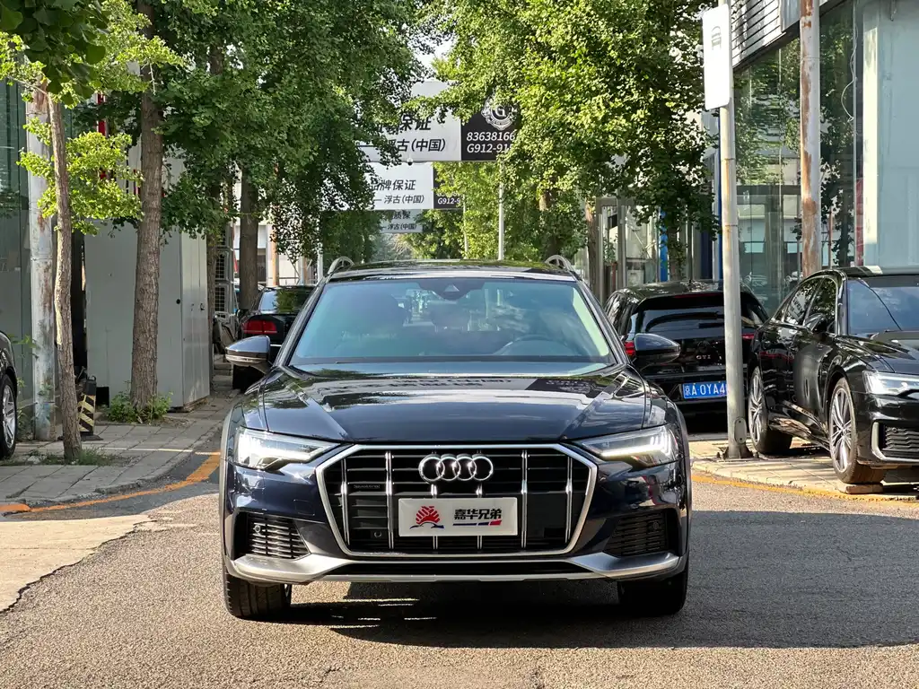 AUDI  A6