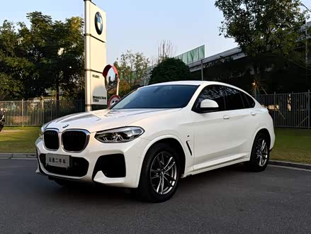 宝马X4 2021款 xDrive 25i M运动套装