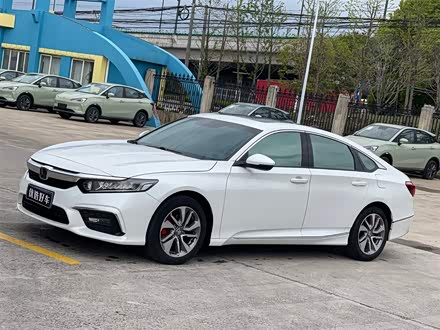 英仕派 2019款 260TURBO 精致版 国VI