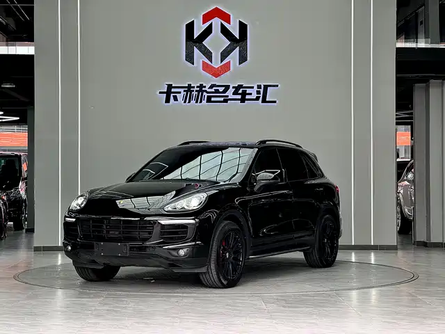 PORSCHE CAYENNE 2017
