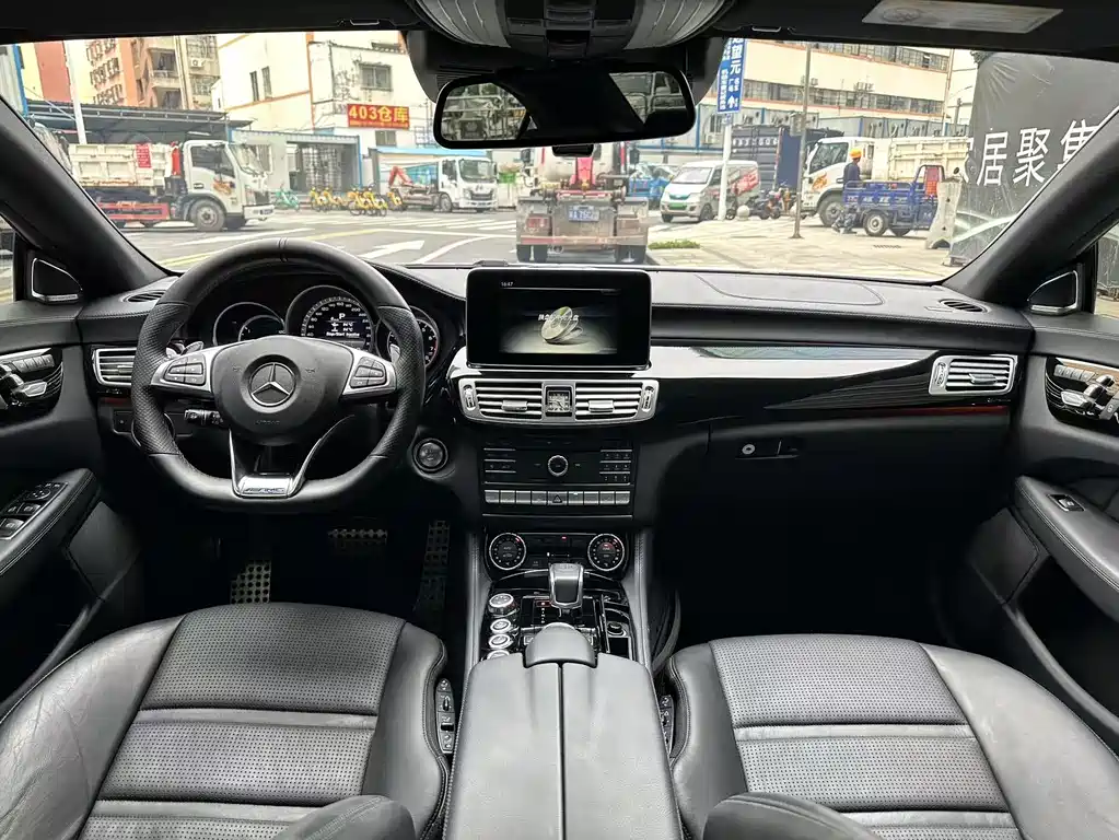 MERCEDES-BENZ  CLS AMG