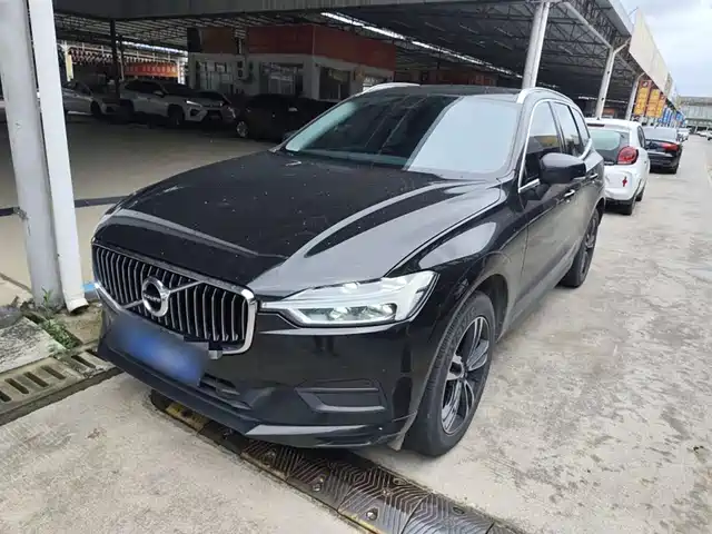VOLVO  XC60 2019